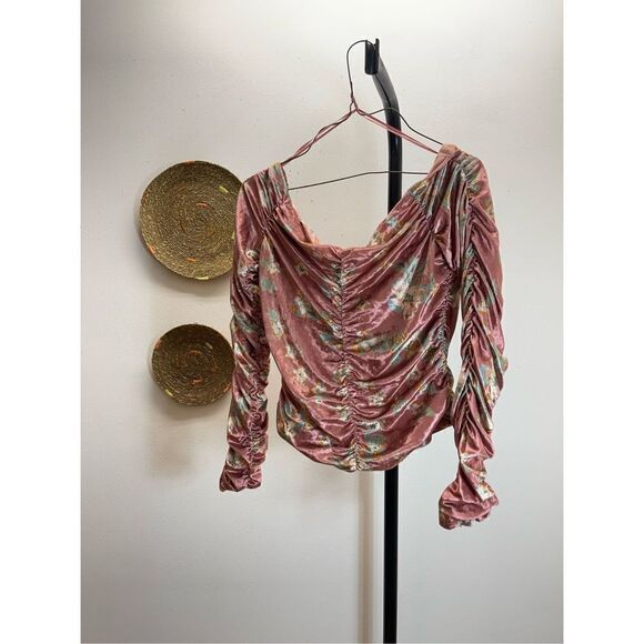 Free People - Reina Ruched Blouse in Pink - Picture 3 of 6